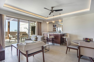 Luxury Presidential One Bedroom Suite - Royalton Cancun Resort & Spa
